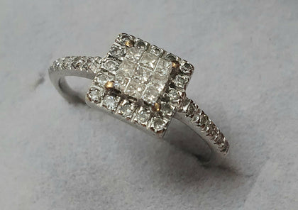 9CT WHITE GOLD DIAMOND RING Size M 1/2