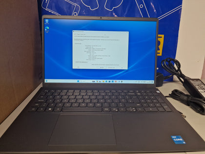 Dell 15-3520/i3-1215U/8GB Ram/256GB SSD/15