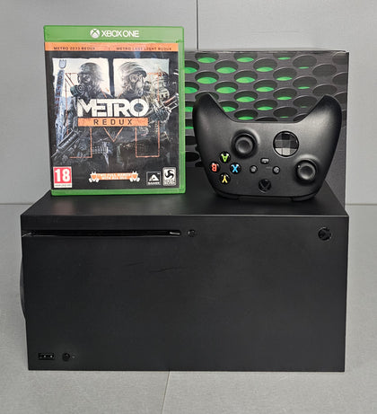 Microsoft Xbox Series X + Metro Redux Game
