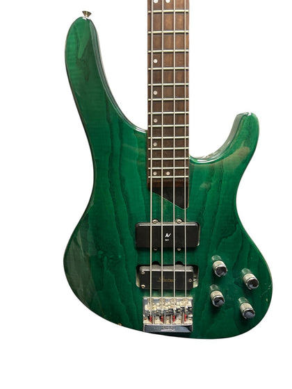 Washburn 4-String Bass Guitar - XB-400 Green