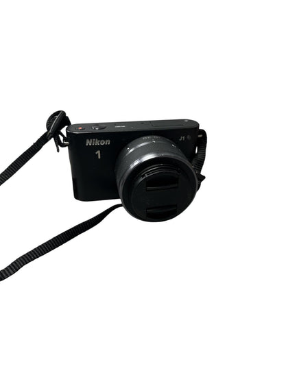 Nikon 1 J1 10MP With 10-30mm Lense