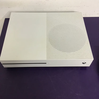 Xbox one S and controller