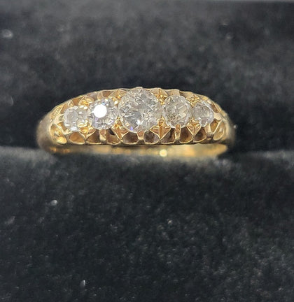 Beautiful 18CT  Yellow Gold Ring With Clear Stones - 2.74GR - Size L - Hallmarked