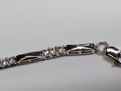 9ct White Gold CZ Bracelet 7.5