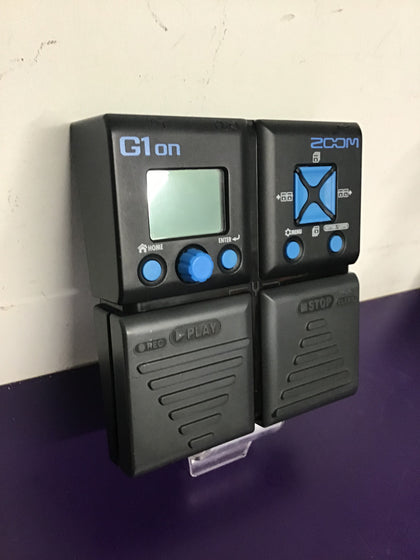 Zoom G1on Guitar Effects Processor
