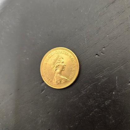1976 Gold Full Sovereign Elizabeth II