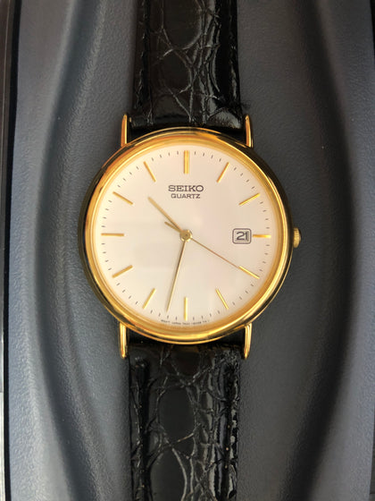 Seiko Vintage Quartz watch - black leather strap