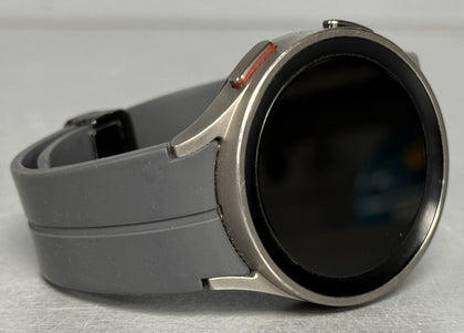 Samsung Galaxy Watch5 Pro 45mm BT (SM-R920) - Gray Titanium ** Unboxed **