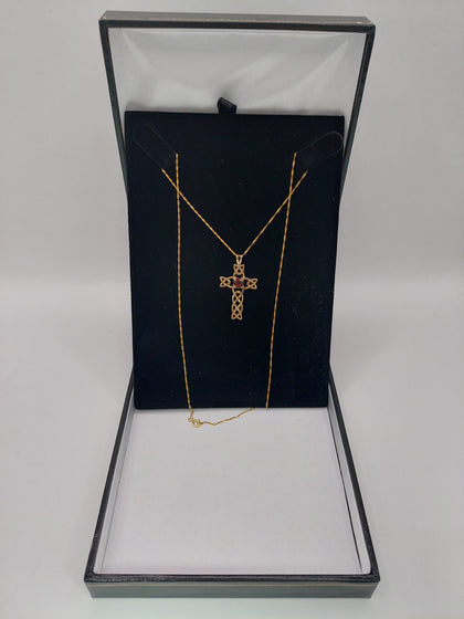 9ct Yellow Gold Chain & Cross Pendant - 1.8g Weight, 18