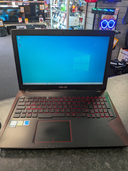 Asus Gaming Laptop i5/500gb HDD/