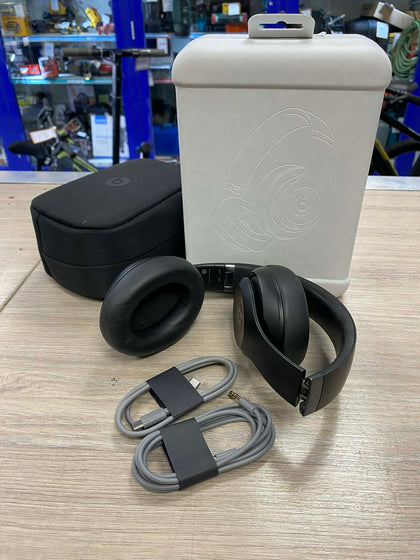 Beats Studio Pro Wireless Headphones