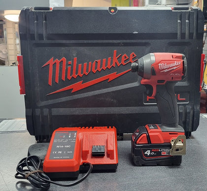 MILWAUKEE M18 FID2 IMPACT WITH BATTERY, Charger and Case