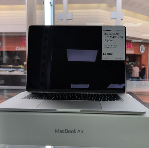 Apple Macbook Air M4 13 inch Laptop