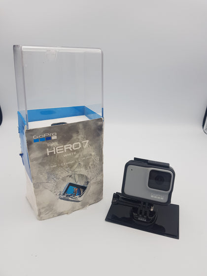 GoPro HERO 7 White, 10MP, 1080P60 Video, Boxed with Charger and Mount