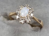 9ct Gold Opal ring size Q