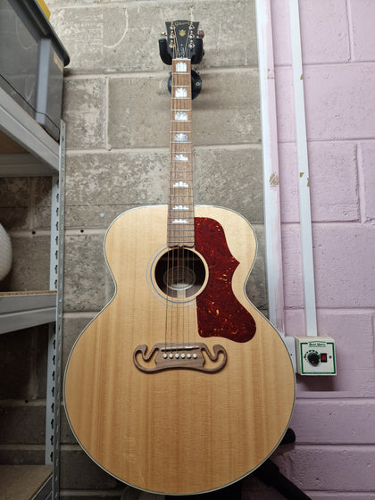 Gibson SJ-200 Studio Rosewood Antique Natural.