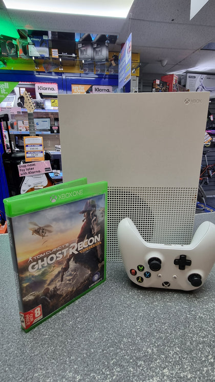 XBOX ONE S 500GB WITH WIRELESS CONTROLLER AND GAME PRESTON