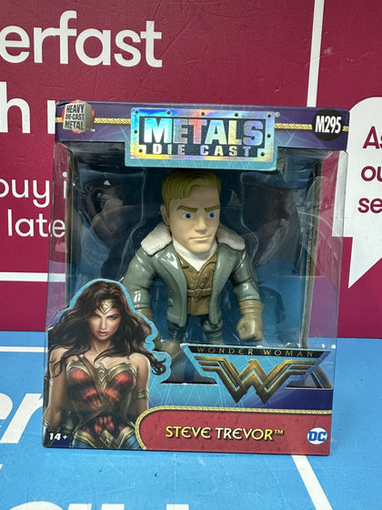 Metals Die Cast Wonder Woman Steve Trevor