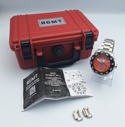 **DEAL** RGMT RG-8034 mens automatic 3000m stainless steel divers watch with extra links, papers and box