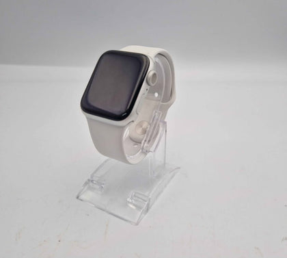 Apple Watch Series 6 - 40mm - Silver Aluminium w/ White Sport Band (GPS)