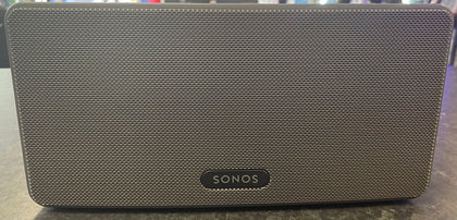 2x Sonos Play 3 Speakers