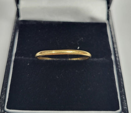 22CT Yellow gold Band Ring - 1.49g - Size Q - Hallmarked