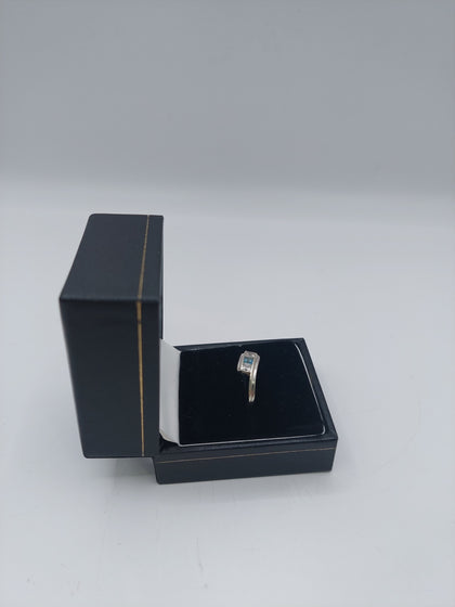 9k Gold Ring white gold 2.1G Hallmarked(375)&Tested Size M