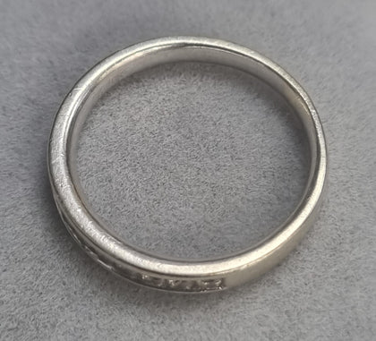 9ct White Gold Diamond Ring 