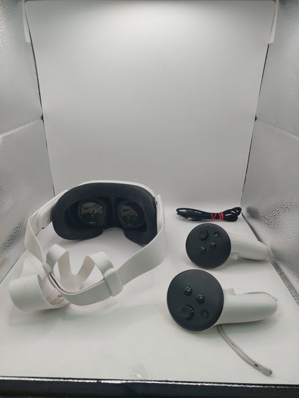 Meta Quest 3S VR Headset With Controllers 512GB Boxed with new headstrap