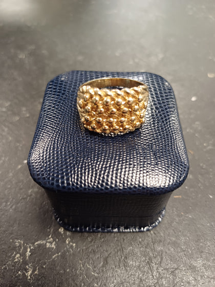 9ct Gold Keeper Ring 11.75g