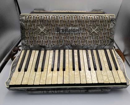 Hohner Tango I - 80bass, Vintage Piano Accordion *COLLECTION ONLY*