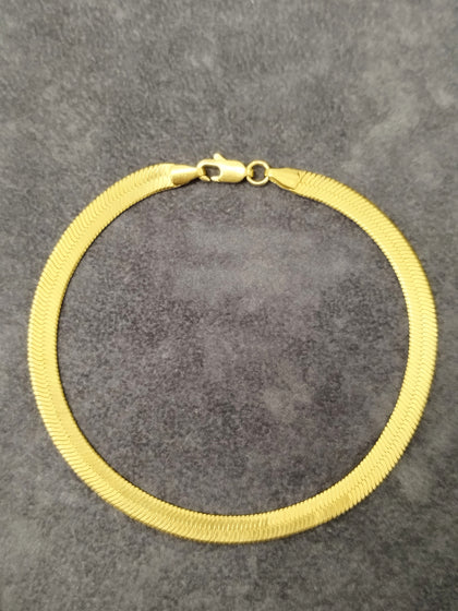 18ct Solid Yellow Gold Flat Herringbone Bracelet - 8