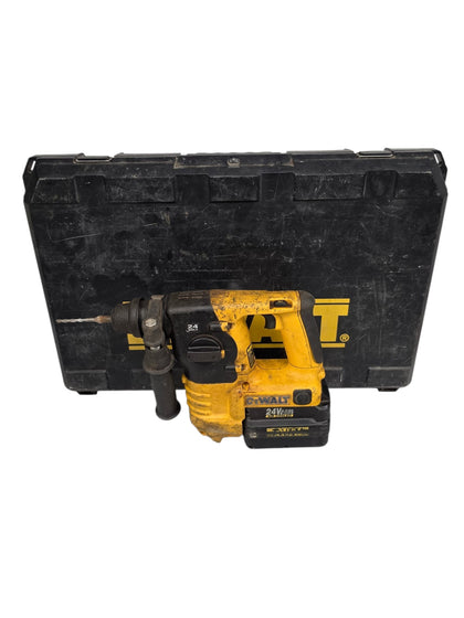 DeWalt DCS223 Cordless SDS Hammer Drill Set
