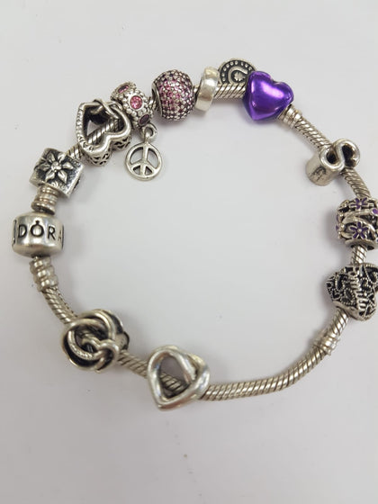 Pandora Bracelet 18cm with 11 Charms LEYLAND.