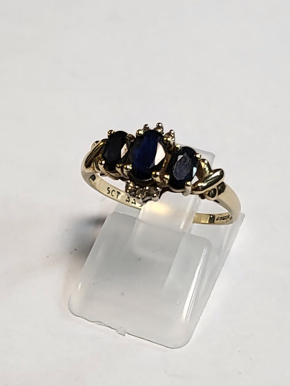 9CT Yellow Gold Ring with Blue & Clear Stones - Size P - 2.13g total