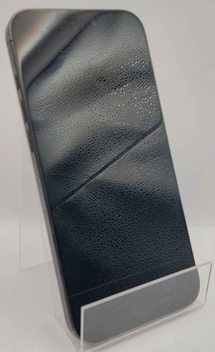 Apple iphone 16 pro max 512GB black Titanium Unlocked and unboxed ** heavily Scratched screen **