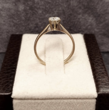 9ct White Gold Solitaire Ring - Size L