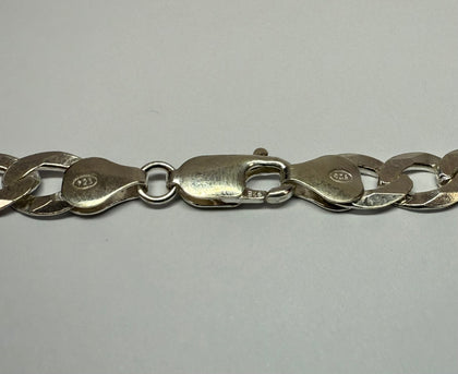 Brand new silver curb chain 22