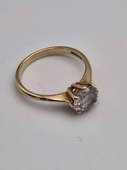 9ct Yellow Gold Single Stone Cubic Zirconia Ring - Size M - 2.18 Grams
