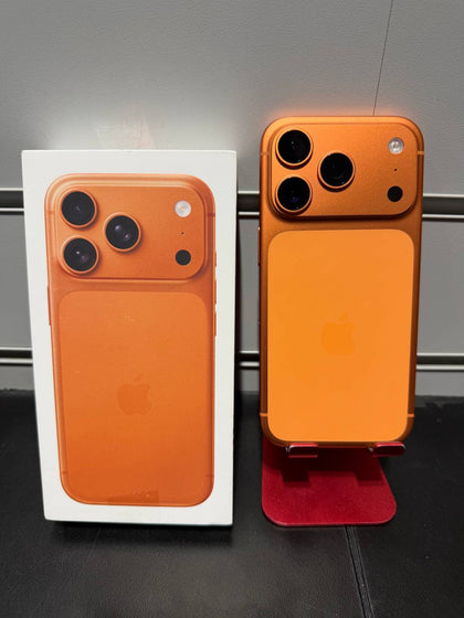 Apple iPhone 17 Pro (A3523) 256GB Cosmic Orange, Unlocked