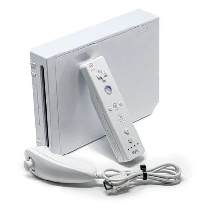 Nintendo Wii Console - 4 Controllers - 2 Nunchucks