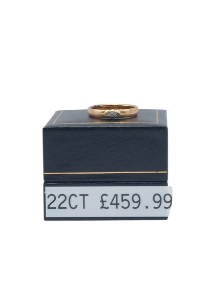 22CT Yellow Gold Ring W/ Stone, Fully Hallmarked, 3.7g, Size:Q, Boxed