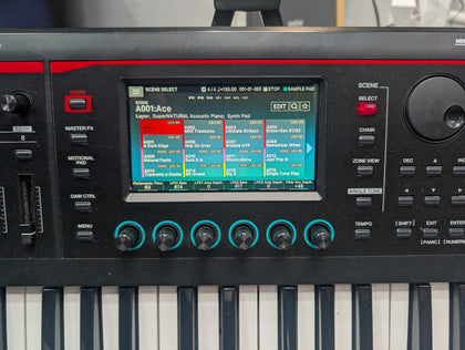 Roland Fantom 07 Synthesiser Keyboard - Fully Tested