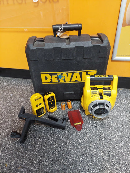 DeWalt DW075PK Full Self Levelling Rotary Laser **WITH ORIGINAL CASE**