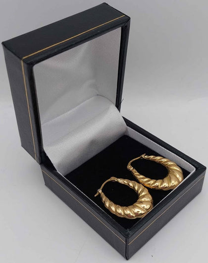 9ct 375 Yellow Gold scalloped earrings style 2.02g Boxed