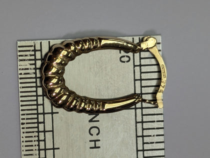 9ct gold shell pattern earrings