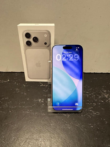 Apple iPhone 17 Pro - 256gb - 100% Battery Health 0 Cycle Count