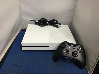 Xbox one s with pad.