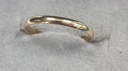 9ct Gold Band Size M1/2