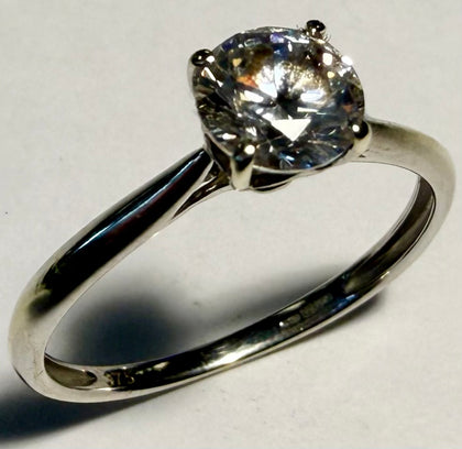 9ct White Gold CZ Ring - Size P 1/2